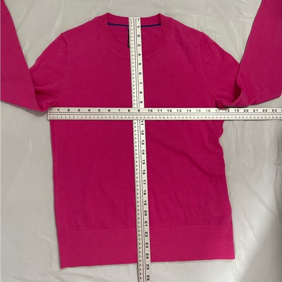 🎀 Chic Business Casual: Women’s GAP Crew Neck Sweater, Size Medium  🎀 - Picture 9 of 9